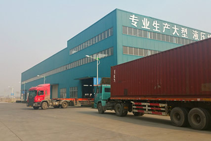 又一批出口剪板機，折彎機，卷板機 發(fā)貨